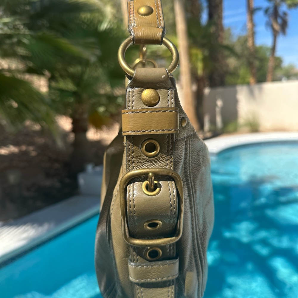 Coach Zoe Hobo Olive Green Patent Leather - Picture 4 of 14